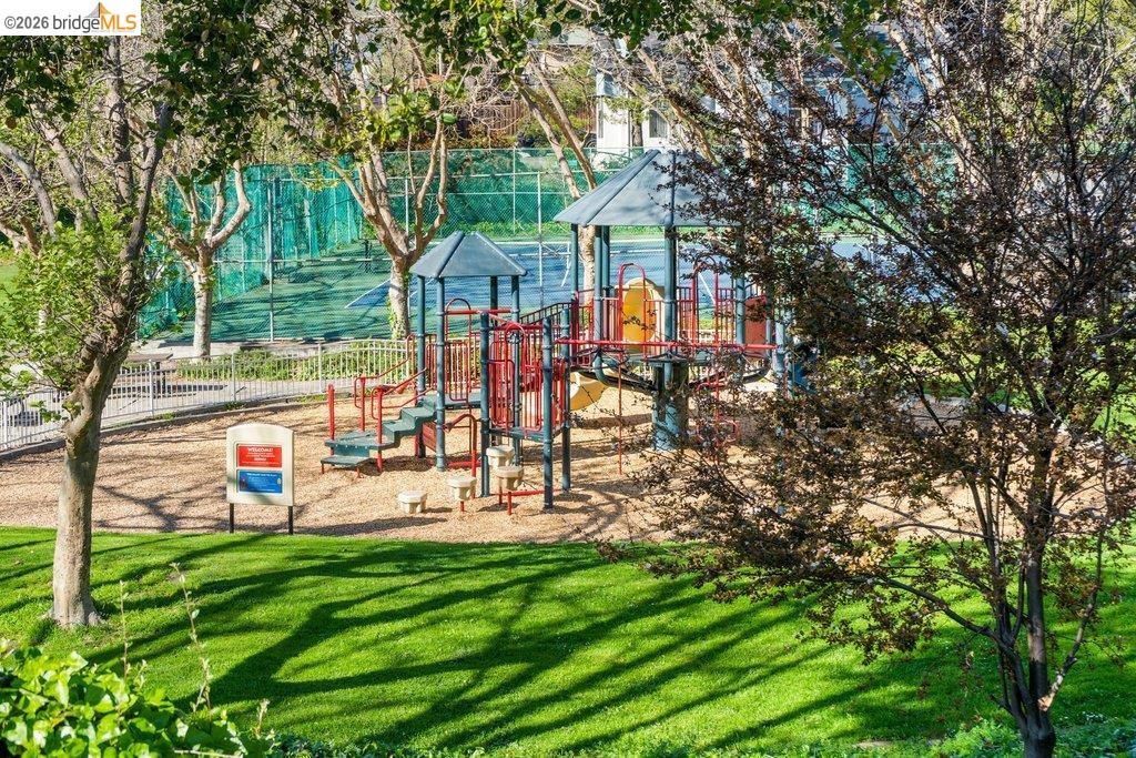 6715 Canyon Trail El Cerrito, CA 94530 - Photo 44 of 60