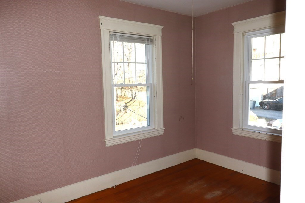 29 Guild Road Worcester, MA 01602 - Photo 11 of 16 Gallery Image 11