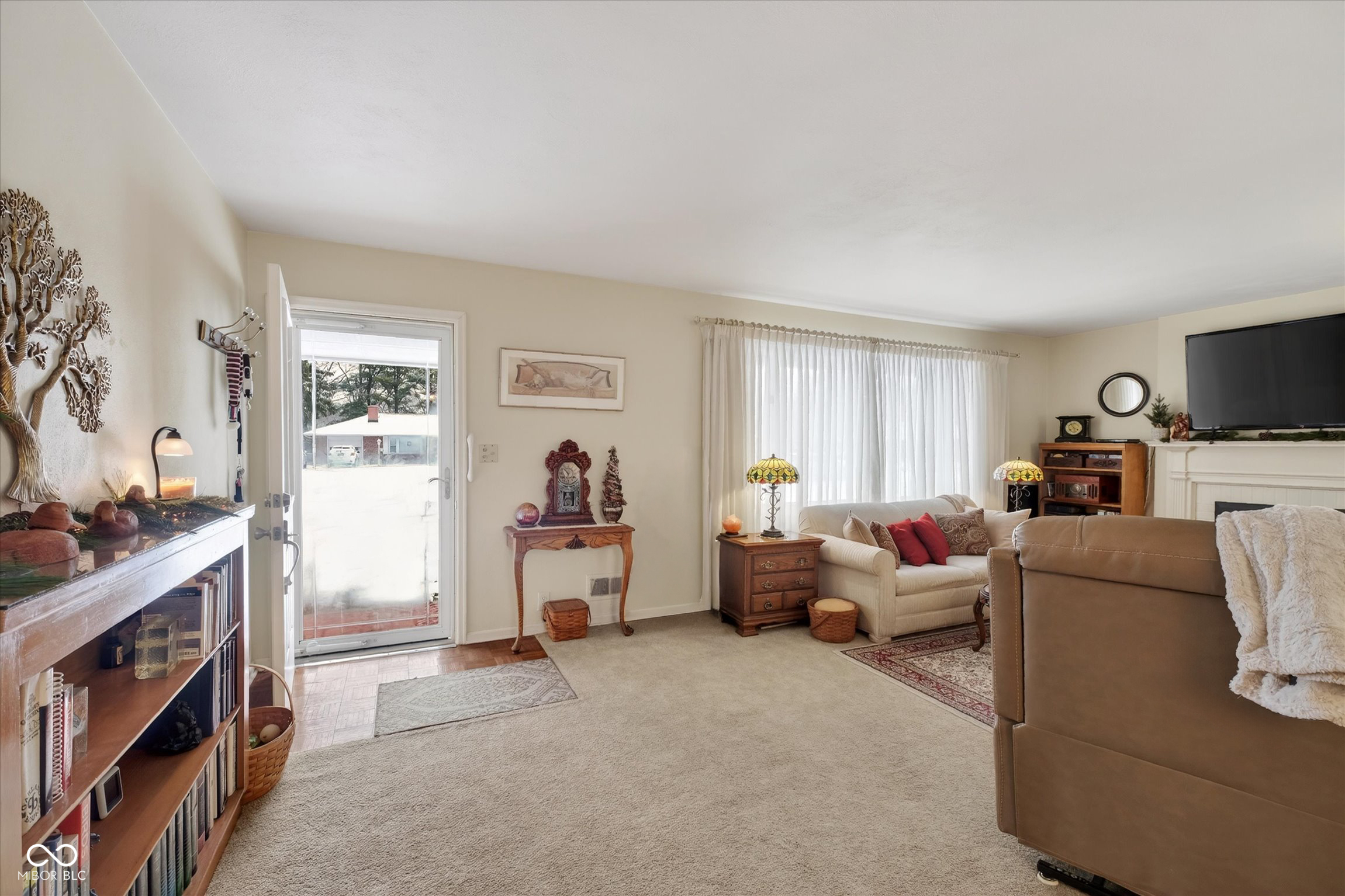 917 Longfellow Road Anderson, IN 46011 - Photo 4 of 28