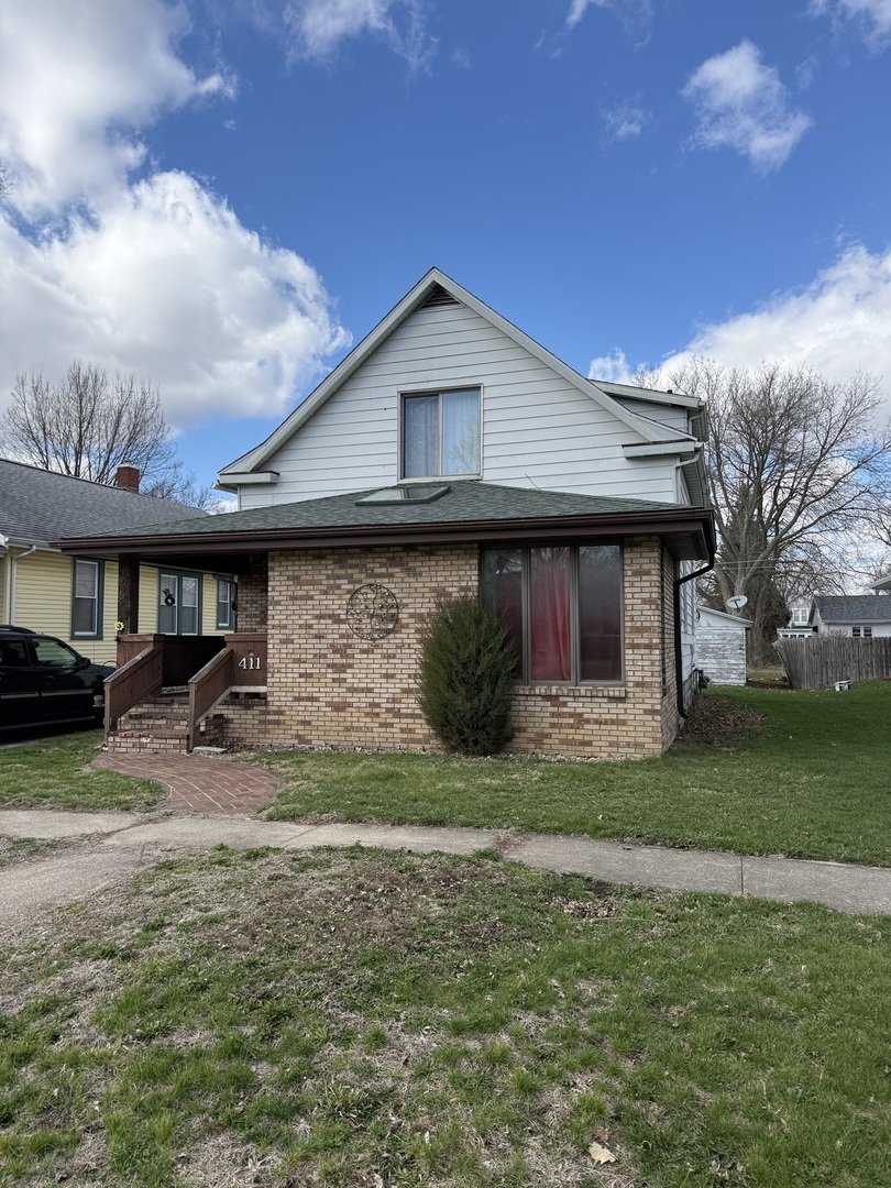 411 West Humiston Street Pontiac, IL 61764 - Photo 2 of 4