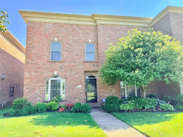 $374,900 | 6164 Glenview Drive, Newburgh, IN 47630