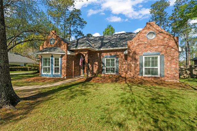 411 Rosedown Way Mandeville, LA 70471 - Photo 2 of 23