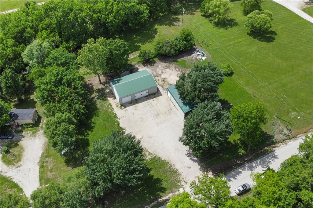 22898 Valley Road Lacygne, KS 66040 - Photo 8 of 13