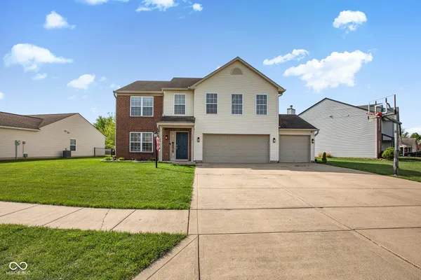 $344,000 | 1325 Pamela Drive, Franklin, IN 46131