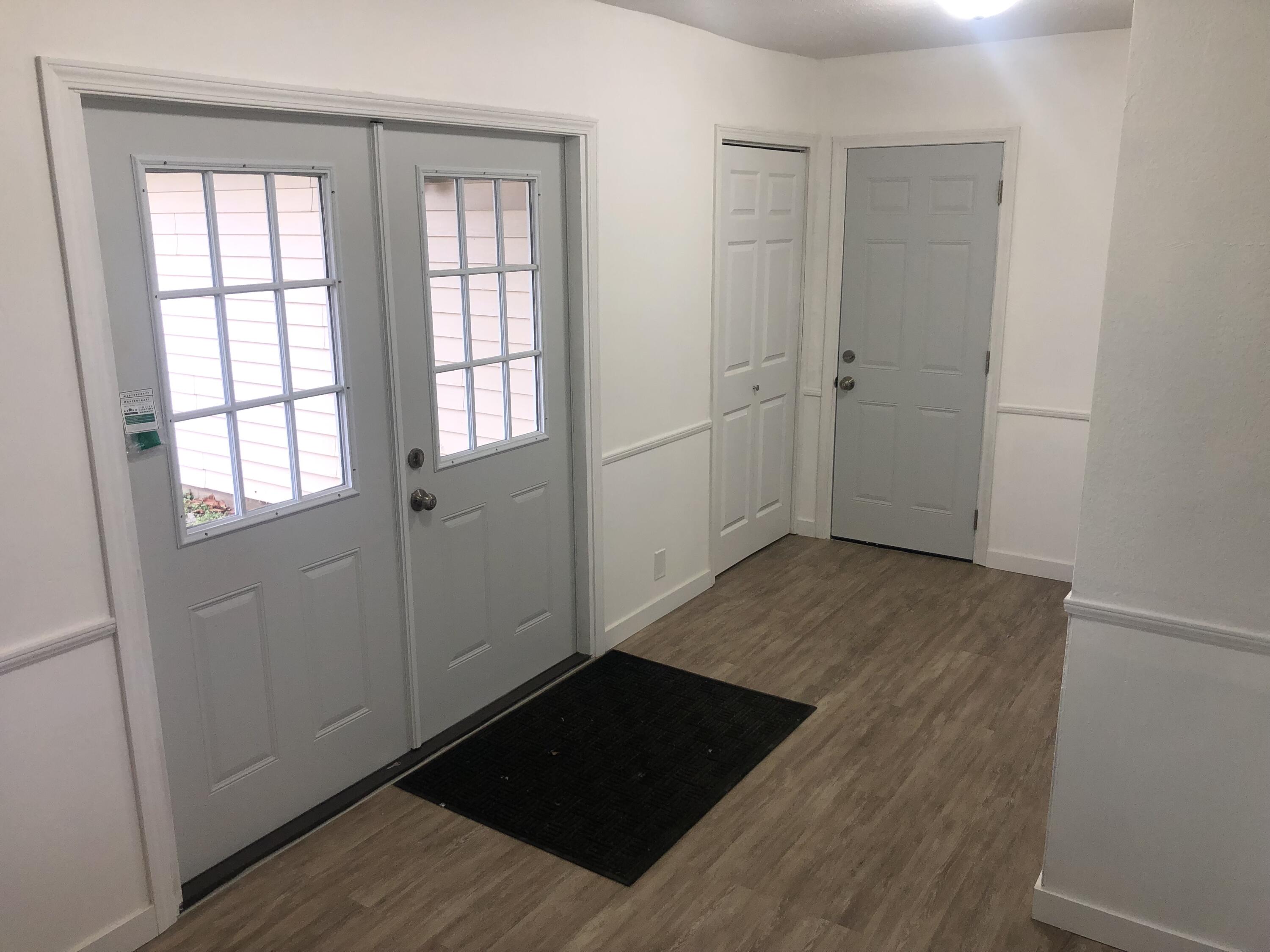 23929 Wakeman Road Mendon, MI 49072 - Photo 13 of 24 FOYER
