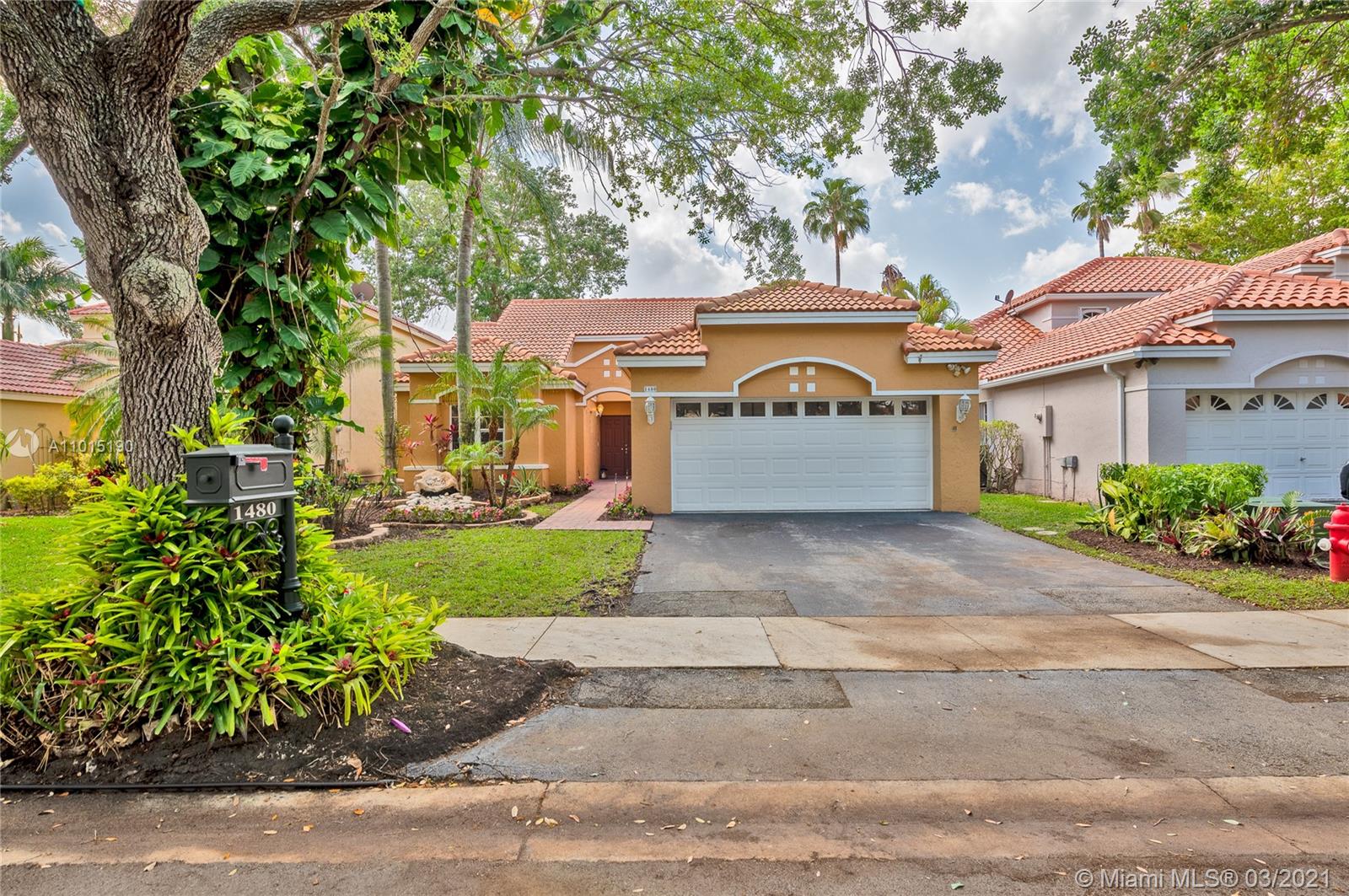 1480 Seabay Road Weston, FL 33326 - Photo 1 of 25 Gallery Image 1