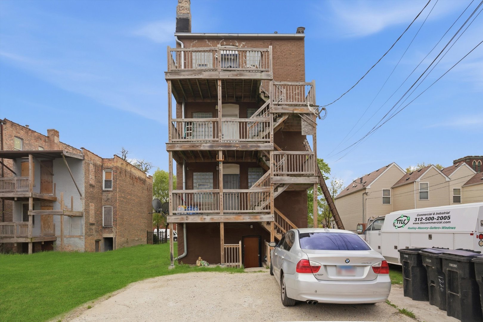 1311 South Harding Avenue Chicago, IL 60623 - Photo 3 of 13