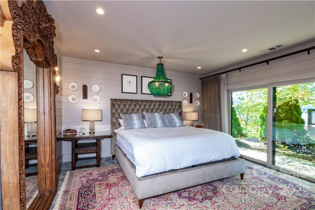 565 Blue Ridge Road Lake Toxaway, NC 28747 - Photo 17 of 47 Gallery Image 17