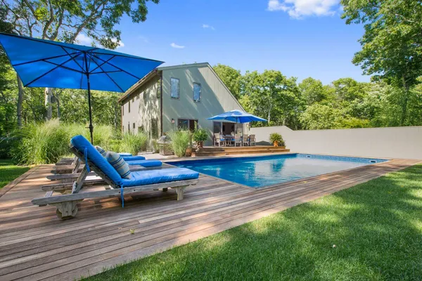$40,000 | 4 Cordwood Lane, East Hampton, NY 11937