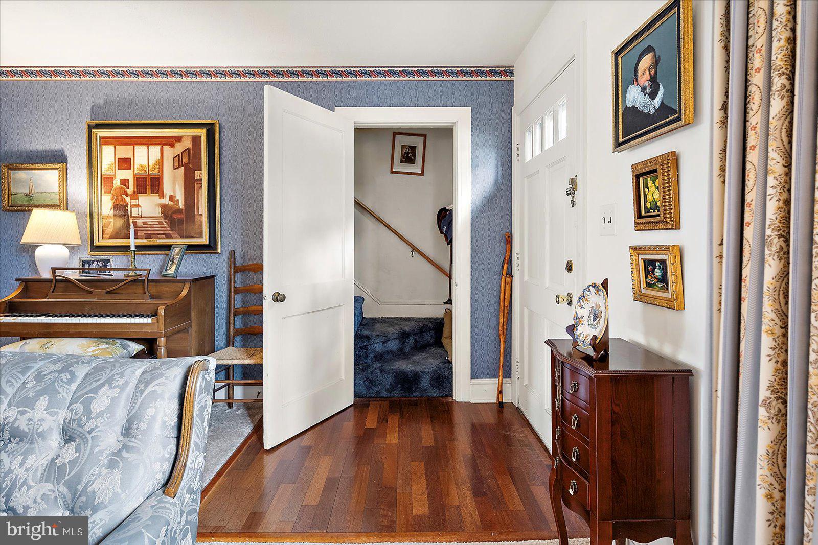 1001 Riverside Drive Salisbury, MD 21801 - Photo 34 of 47 a view of a livingroom with furniture and staircase