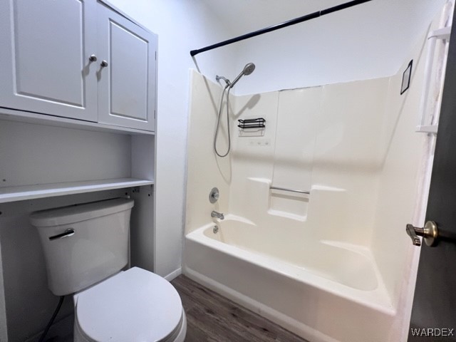 1190 Ramar Road, Unit 46 Bullhead City, AZ 86442 - Photo 28 of 36 a bathroom with a sink a toilet and bathtub