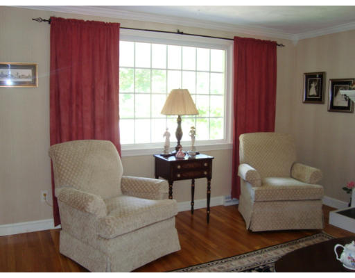 17 Stratton Hill Road Westford, MA 01886 - Photo 9 of 24 Gallery Image 9
