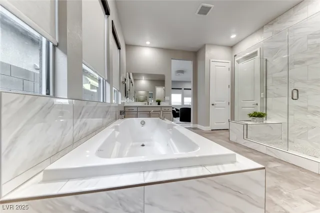 $6,450 | 375 Portus Delphini Court, Henderson, NV 89011