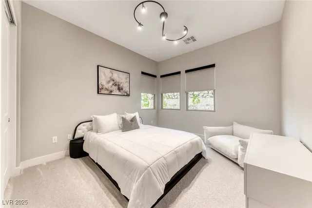 $6,450 | 375 Portus Delphini Court, Henderson, NV 89011