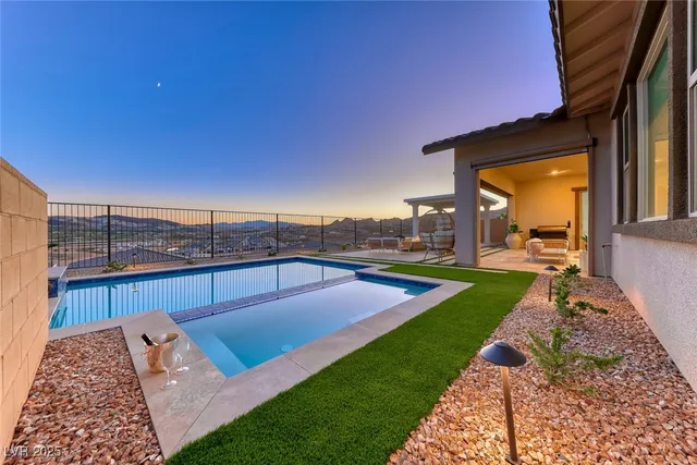 $6,450 | 375 Portus Delphini Court, Henderson, NV 89011