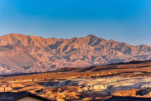 $6,450 | 375 Portus Delphini Court, Henderson, NV 89011