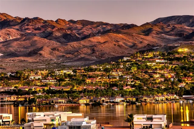 $6,450 | 375 Portus Delphini Court, Henderson, NV 89011