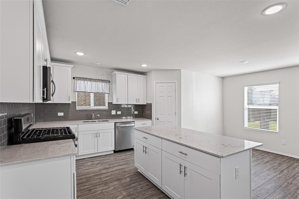 16012 Crews Avenue Haslet, TX 76052 - Photo 5 of 40