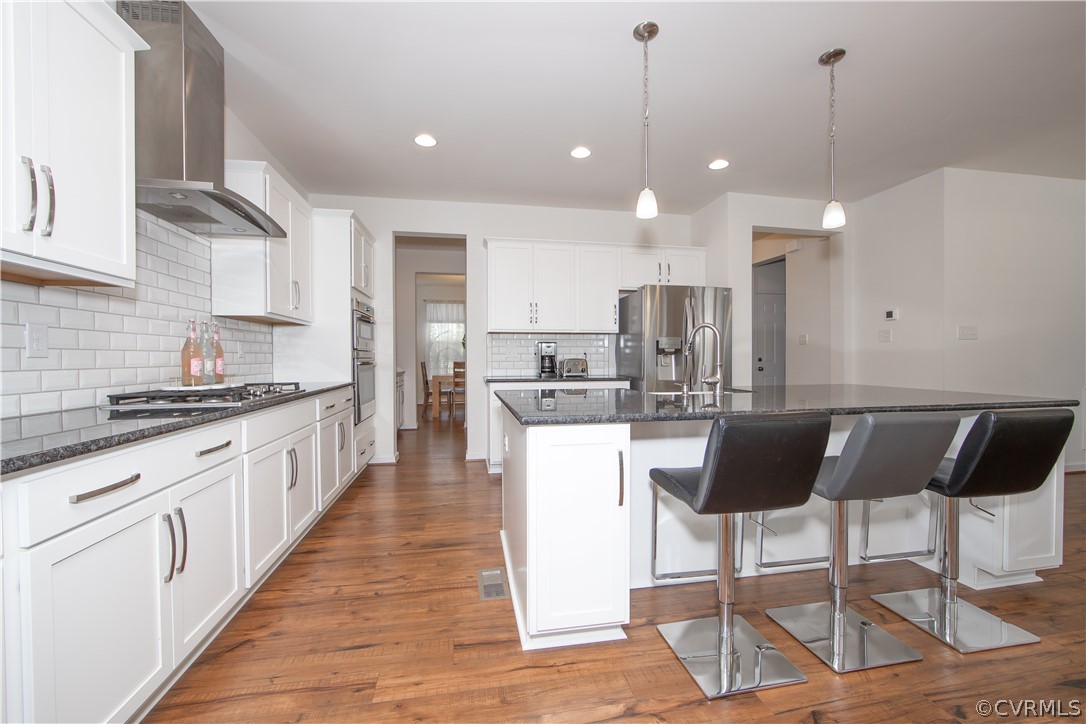 15525 Wolfboro Road Chesterfield, VA 23832 - Photo 5 of 35 Kitchen looking toward butlers pantry, then dining