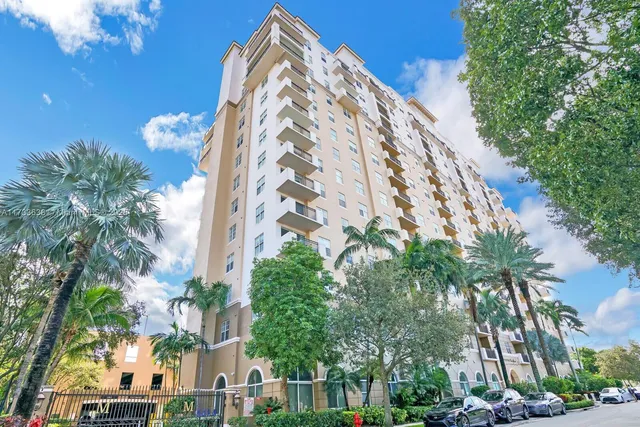 a view of a multi story building