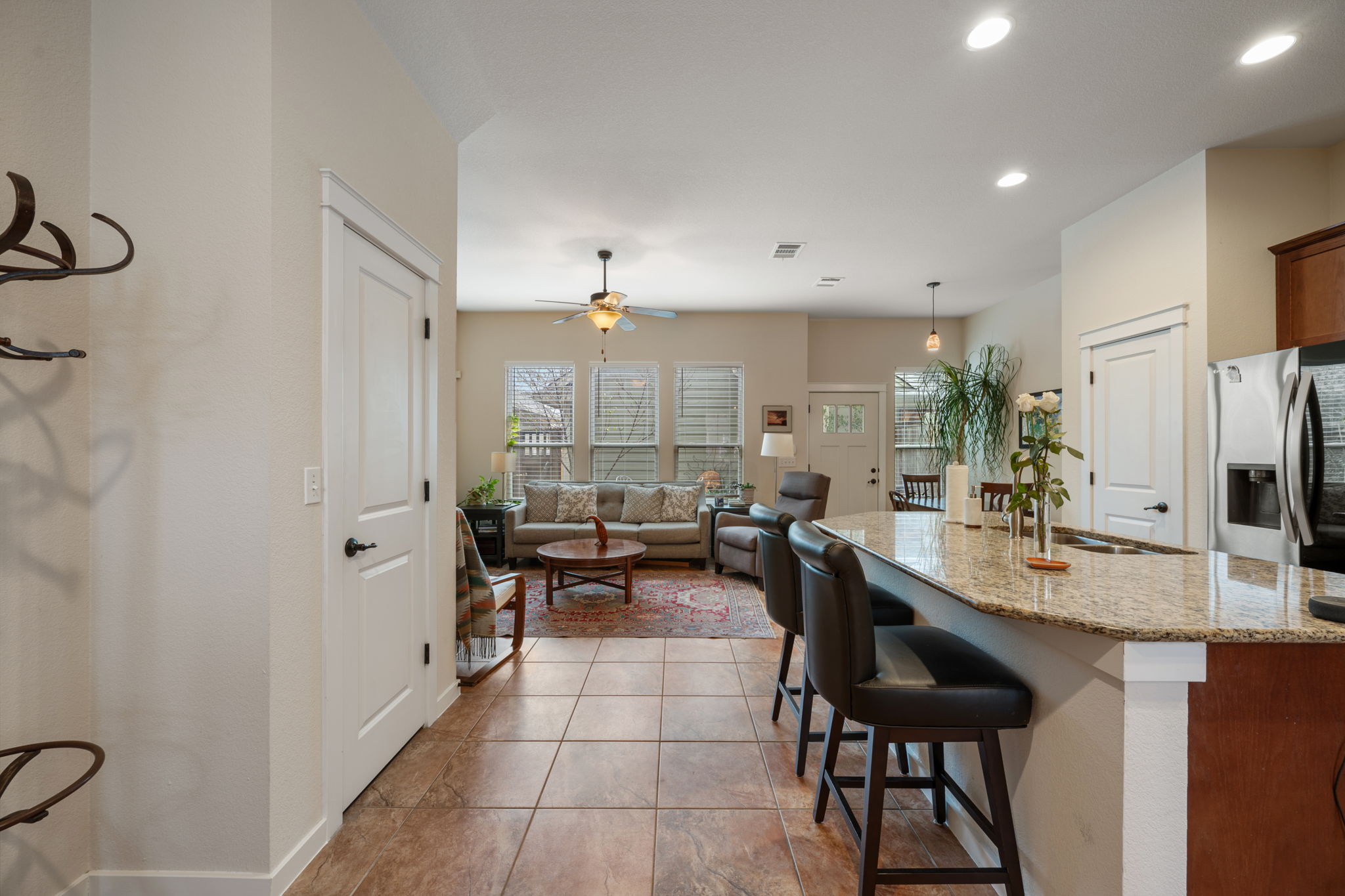 2237 Zach Scott Street Austin, TX 78723 - Photo 8 of 40