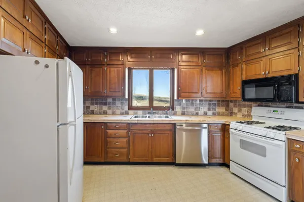 $399,900 | 355 Fairburn Road, Mount Solon, VA 22843