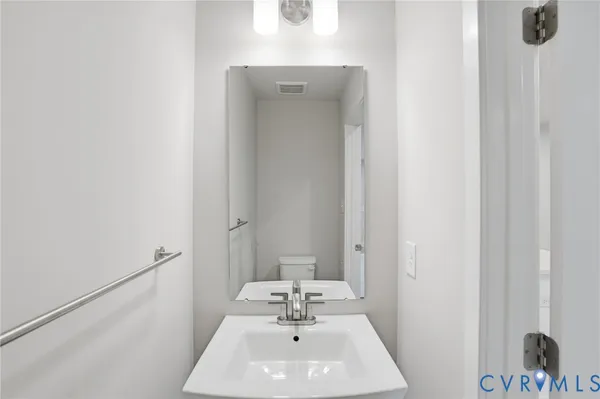$369,950 | 2264 Palm Court, Sandston, VA 23150