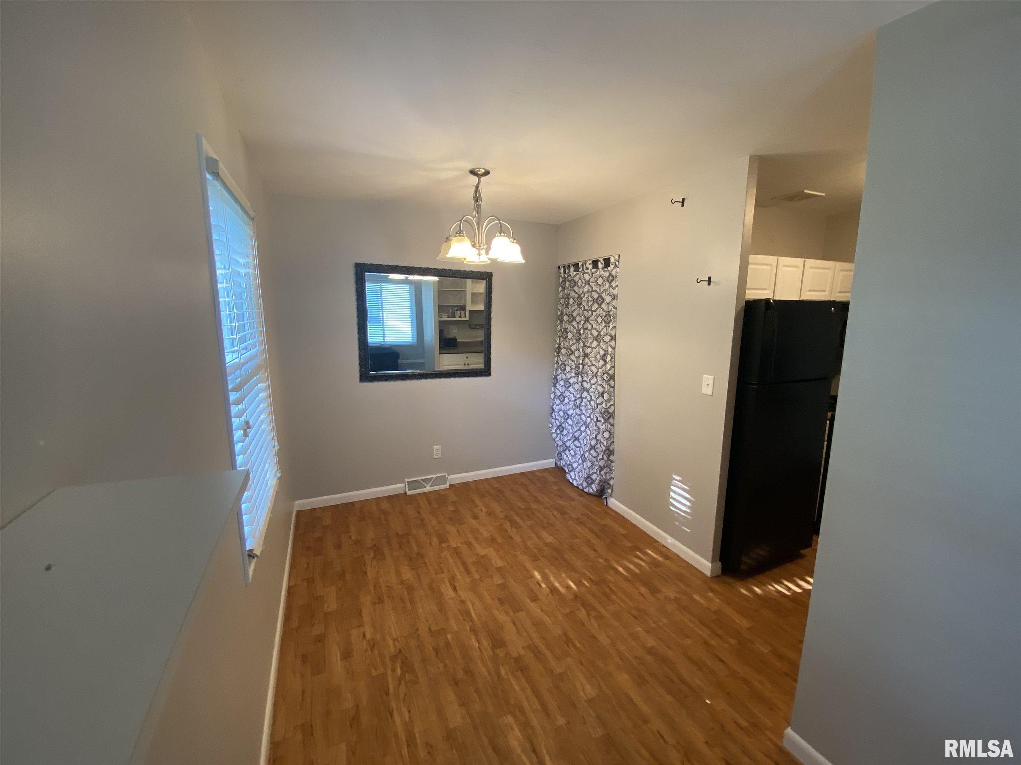 3125 Rita Avenue Springfield, IL 62703 - Photo 4 of 15