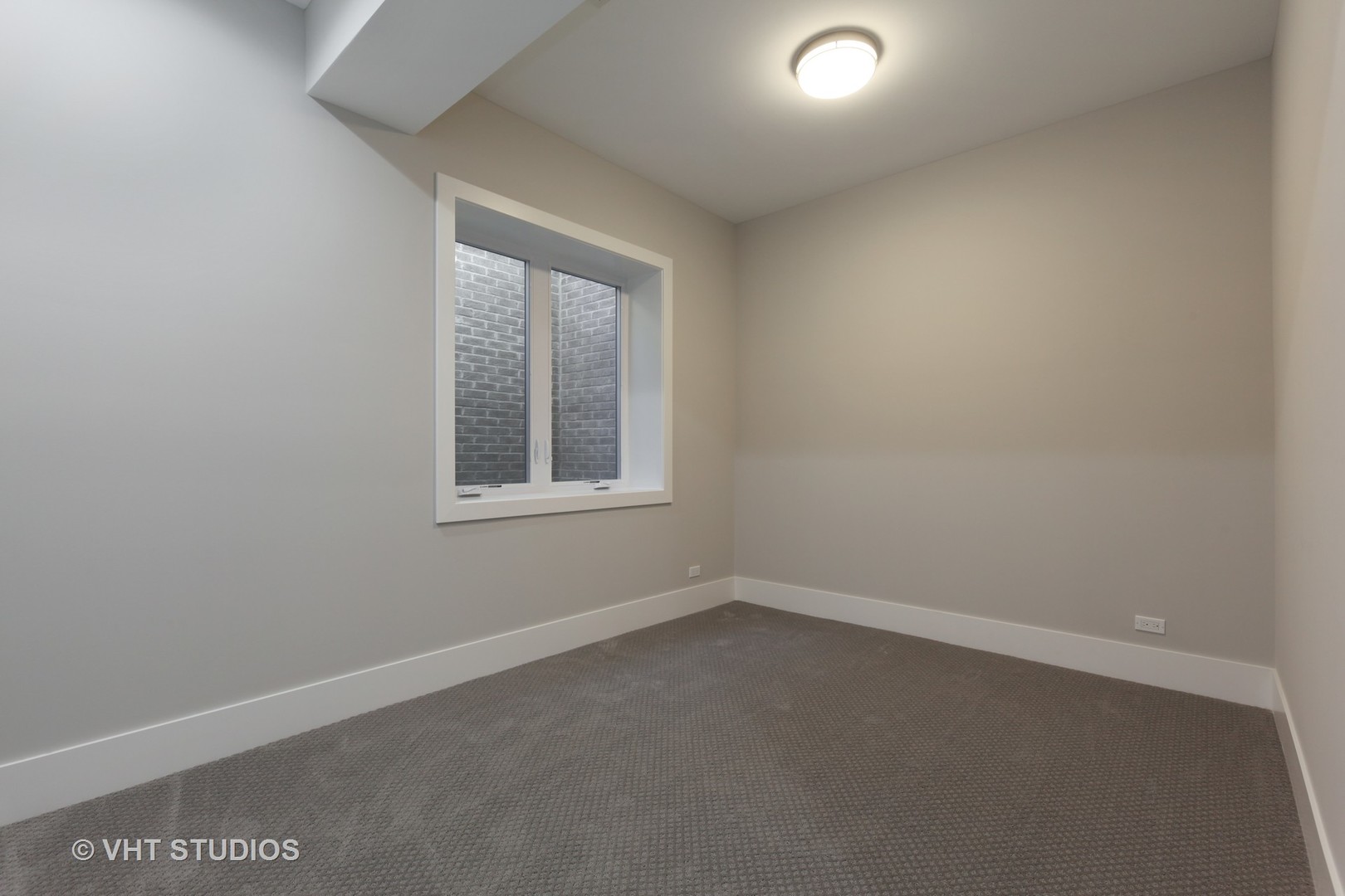 719 Juniper Road Glenview, IL 60025 - Photo 34 of 39 an empty room with a window
