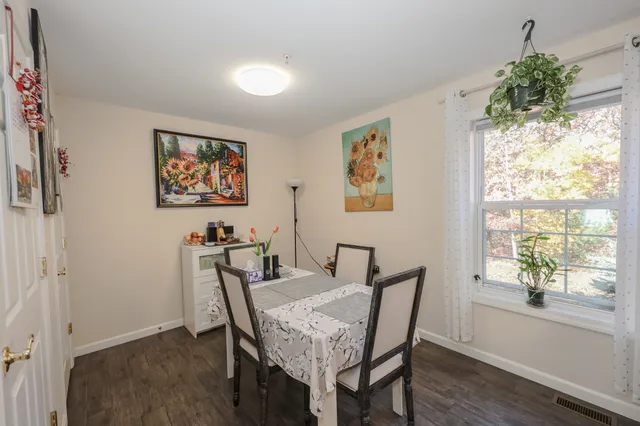 $385,000 | 192 Karatzas Avenue, Manchester, NH 03104