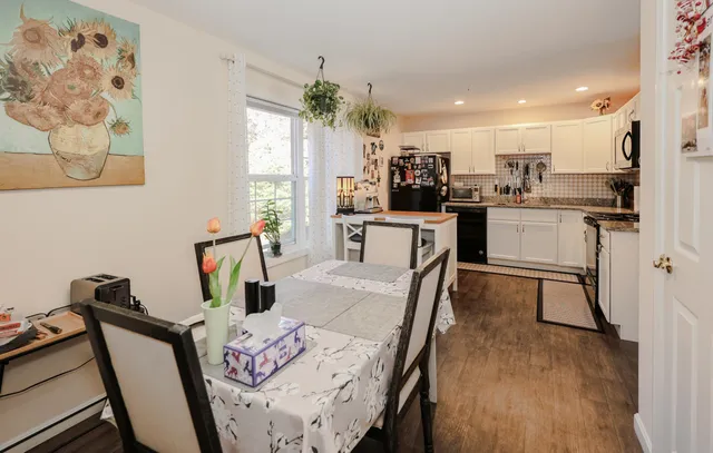 $385,000 | 192 Karatzas Avenue, Manchester, NH 03104