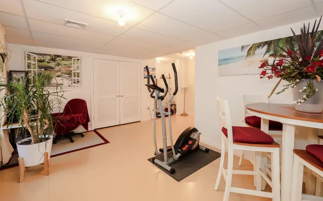 $385,000 | 192 Karatzas Avenue, Manchester, NH 03104