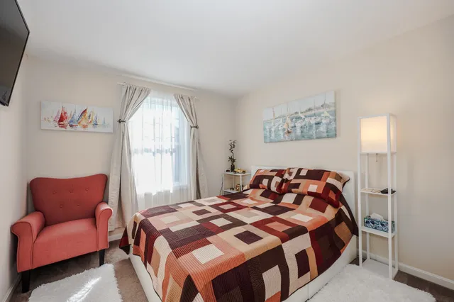 $385,000 | 192 Karatzas Avenue, Manchester, NH 03104