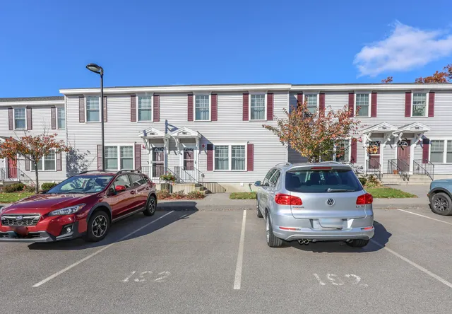 $385,000 | 192 Karatzas Avenue, Manchester, NH 03104