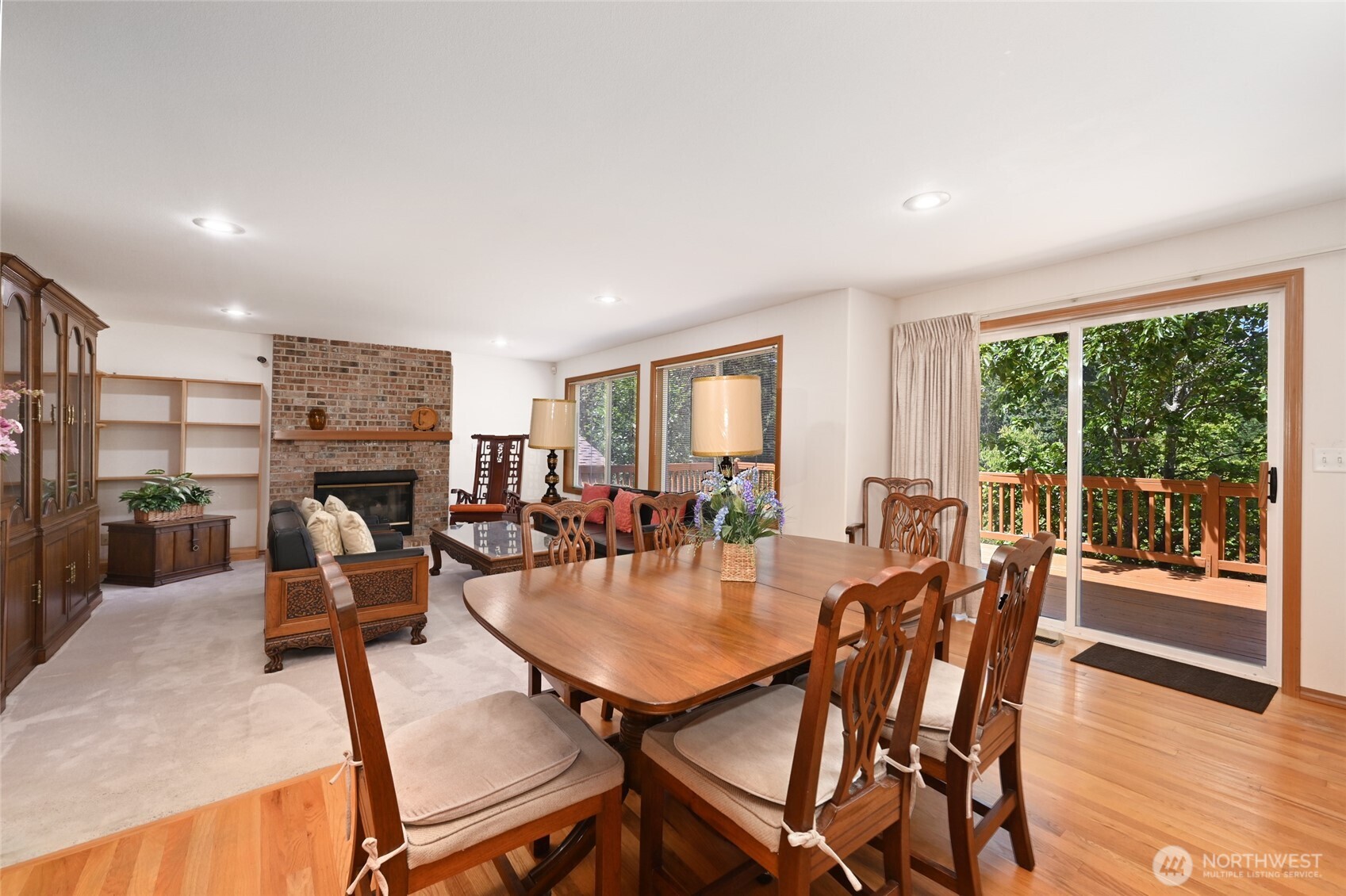 1529 Ilwaco Avenue Northeast Renton, WA 98059 - Photo 11 of 40
