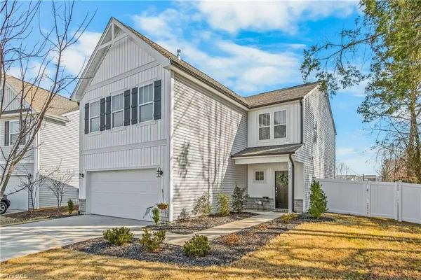 $399,000 | 4020 Centerpiece Court, High Point, NC 27265
