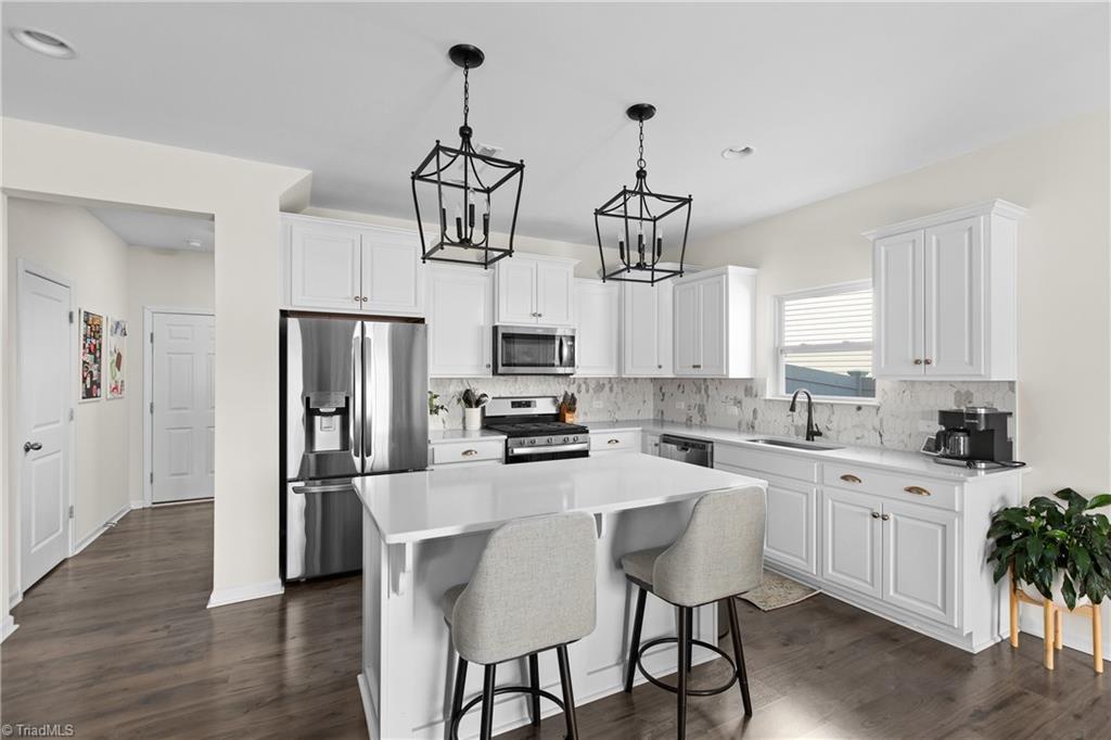 4020 Centerpiece Court High Point, NC 27265 - Photo 13 of 33