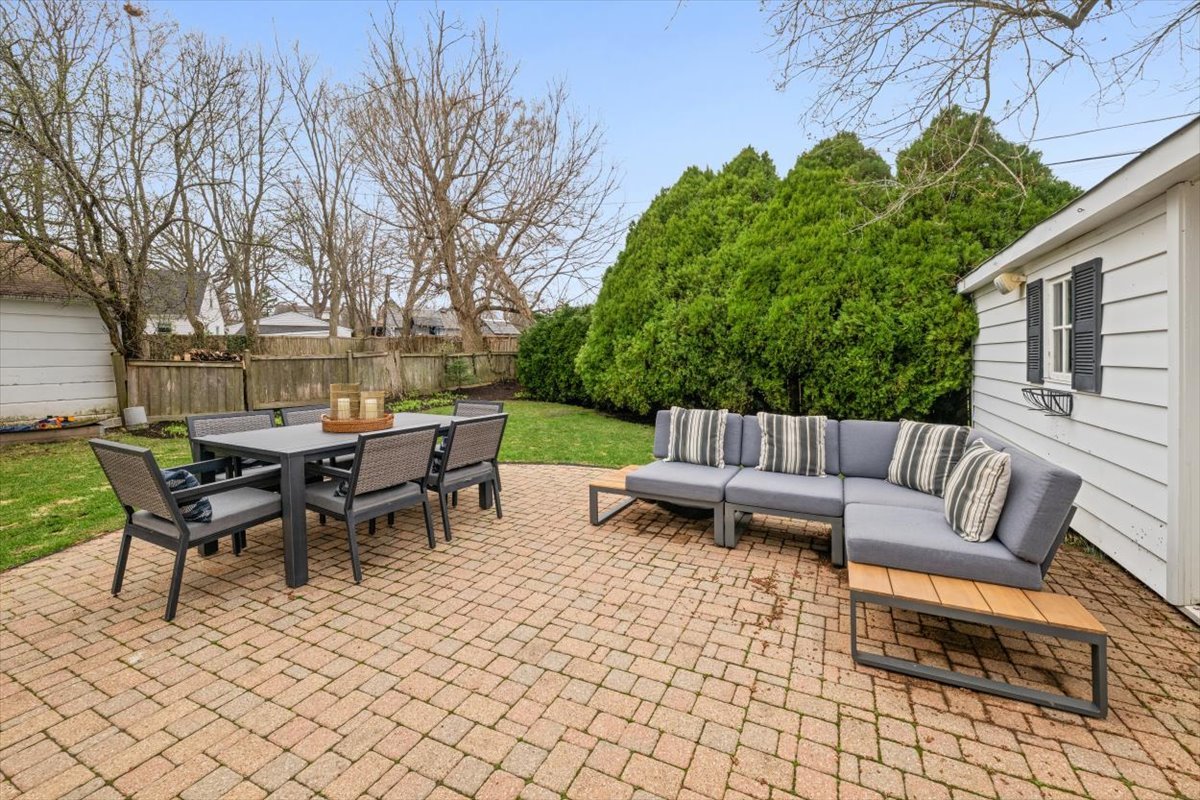970 Windsor Road Highland Park, IL 60035 - Photo 27 of 34