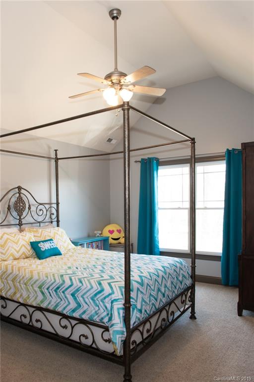 37 Noble Road Fairview, NC 28730 - Photo 24 of 26 Gallery Image 24