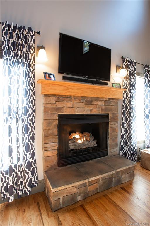 37 Noble Road Fairview, NC 28730 - Photo 8 of 26 Gallery Image 8