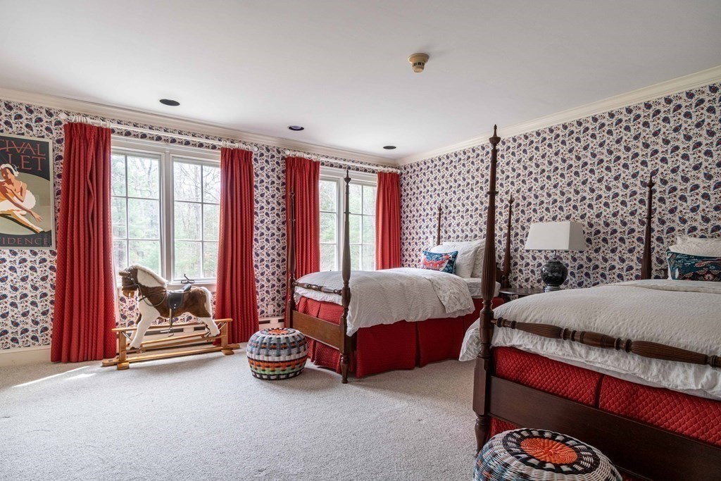 80 Ridgewood Road Attleboro, MA 02703 - Photo 19 of 35