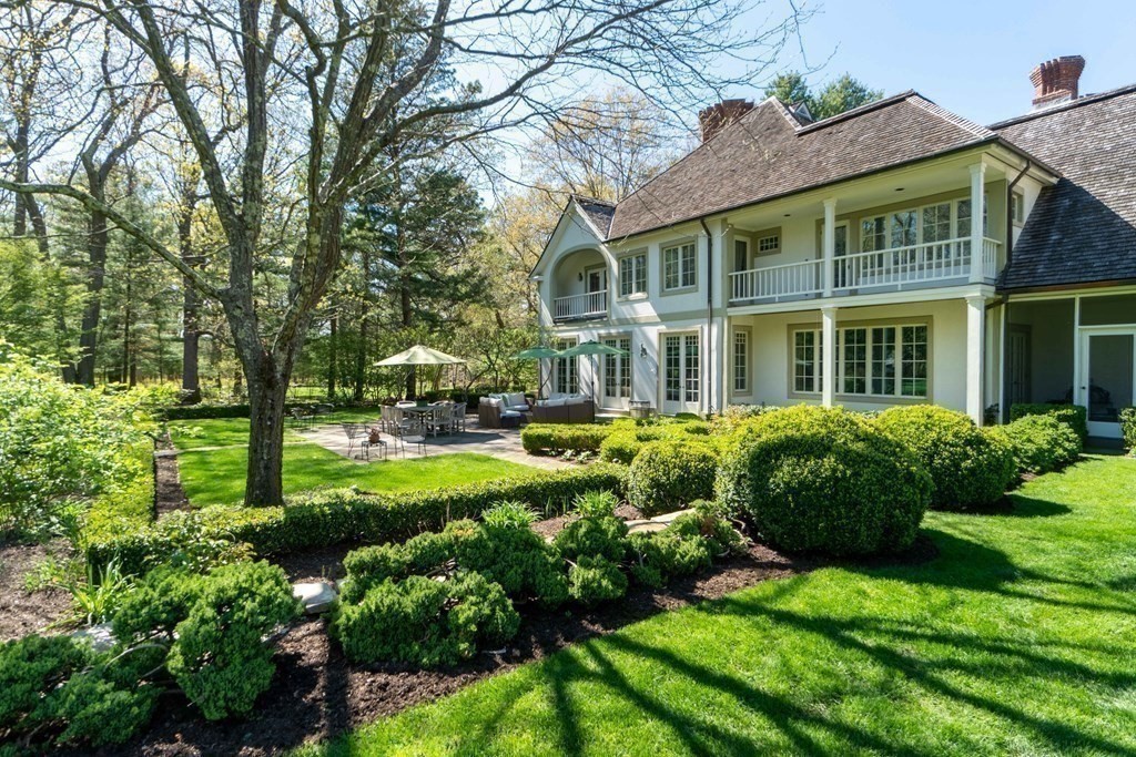 80 Ridgewood Road Attleboro, MA 02703 - Photo 25 of 35