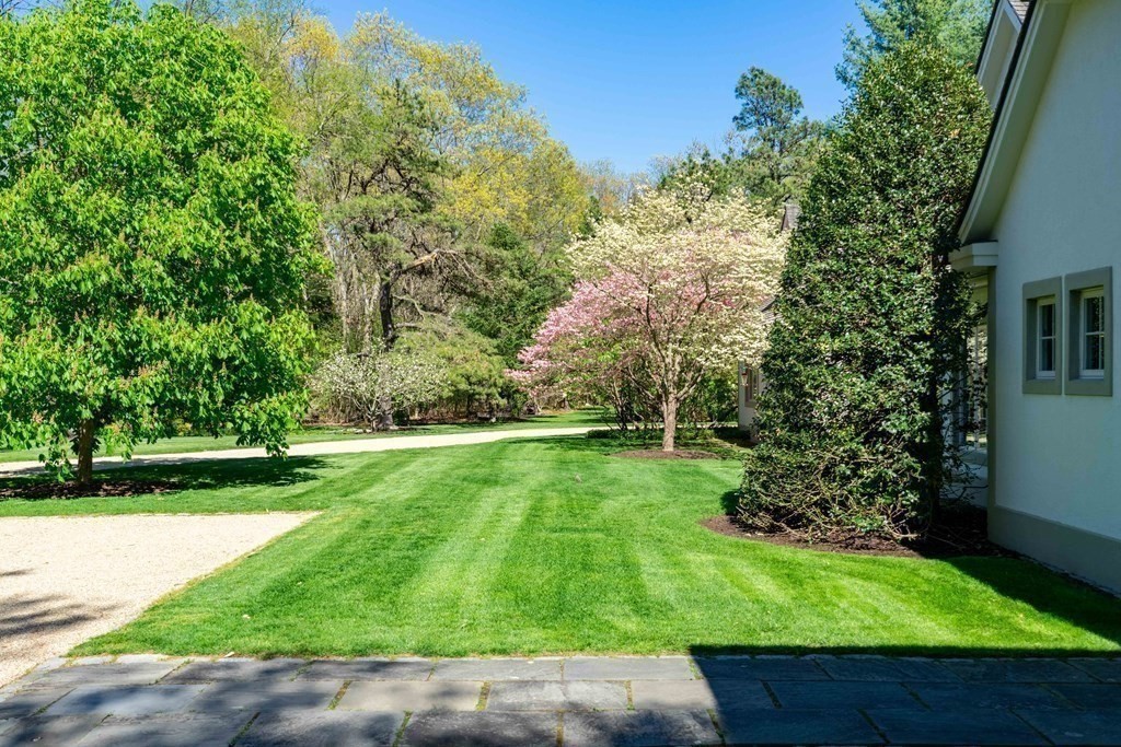 80 Ridgewood Road Attleboro, MA 02703 - Photo 28 of 35