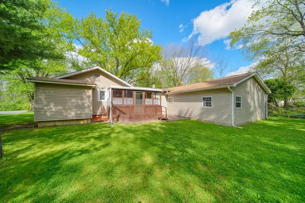 $229,900 | 5140 Clinton Road, Jackson, MI 49201