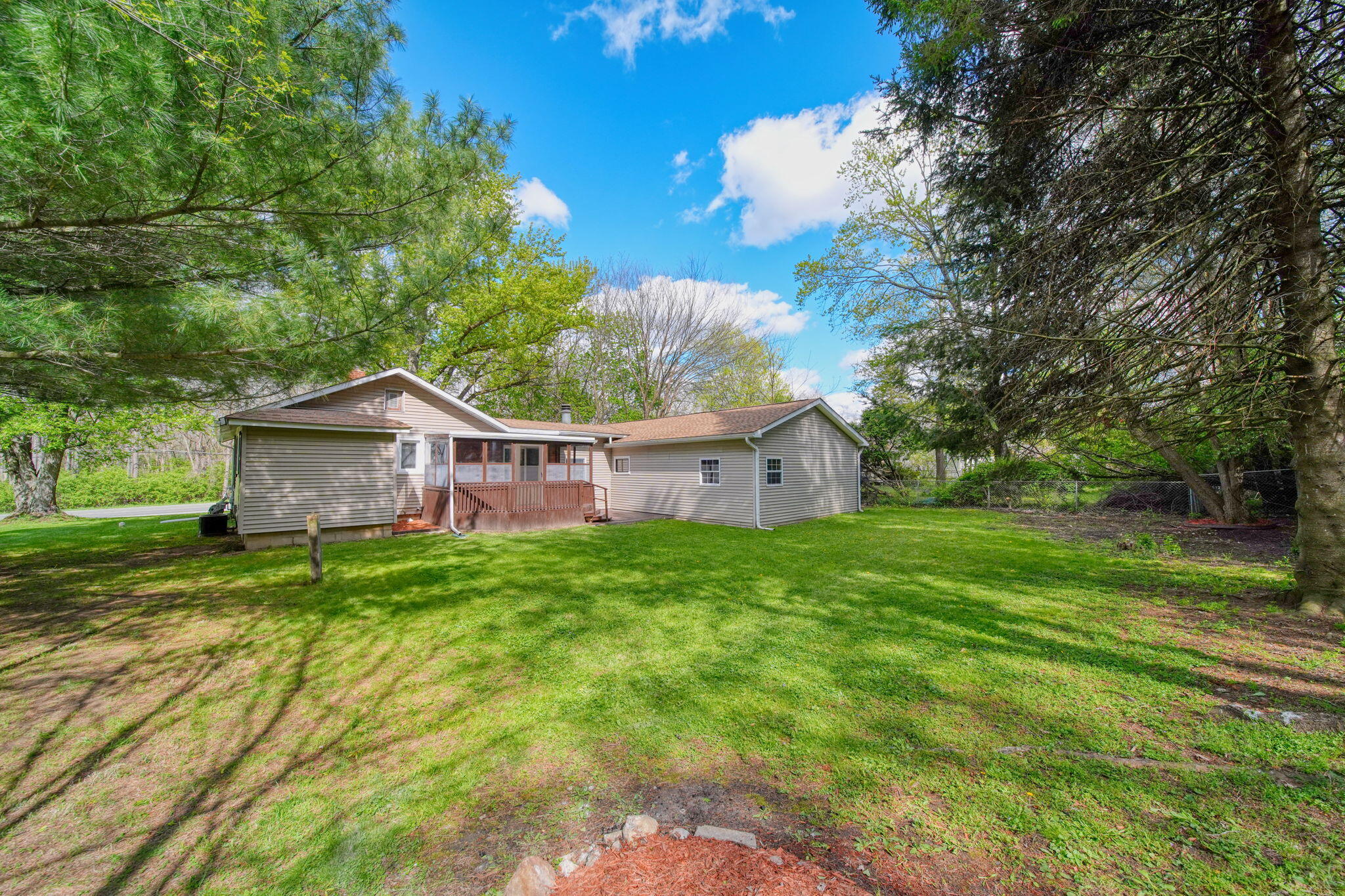 5140 Clinton Road Jackson, MI 49201 - Photo 12 of 45 11-web-or-mls-DSC00357_HDR