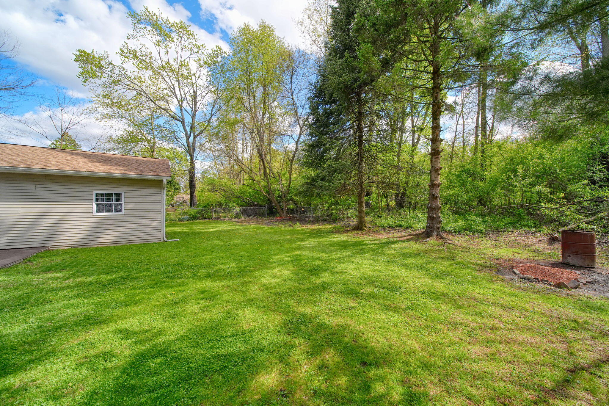 5140 Clinton Road Jackson, MI 49201 - Photo 16 of 45 15-web-or-mls-DSC00377_HDR