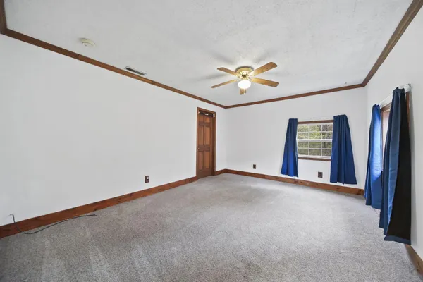 $229,900 | 5140 Clinton Road, Jackson, MI 49201
