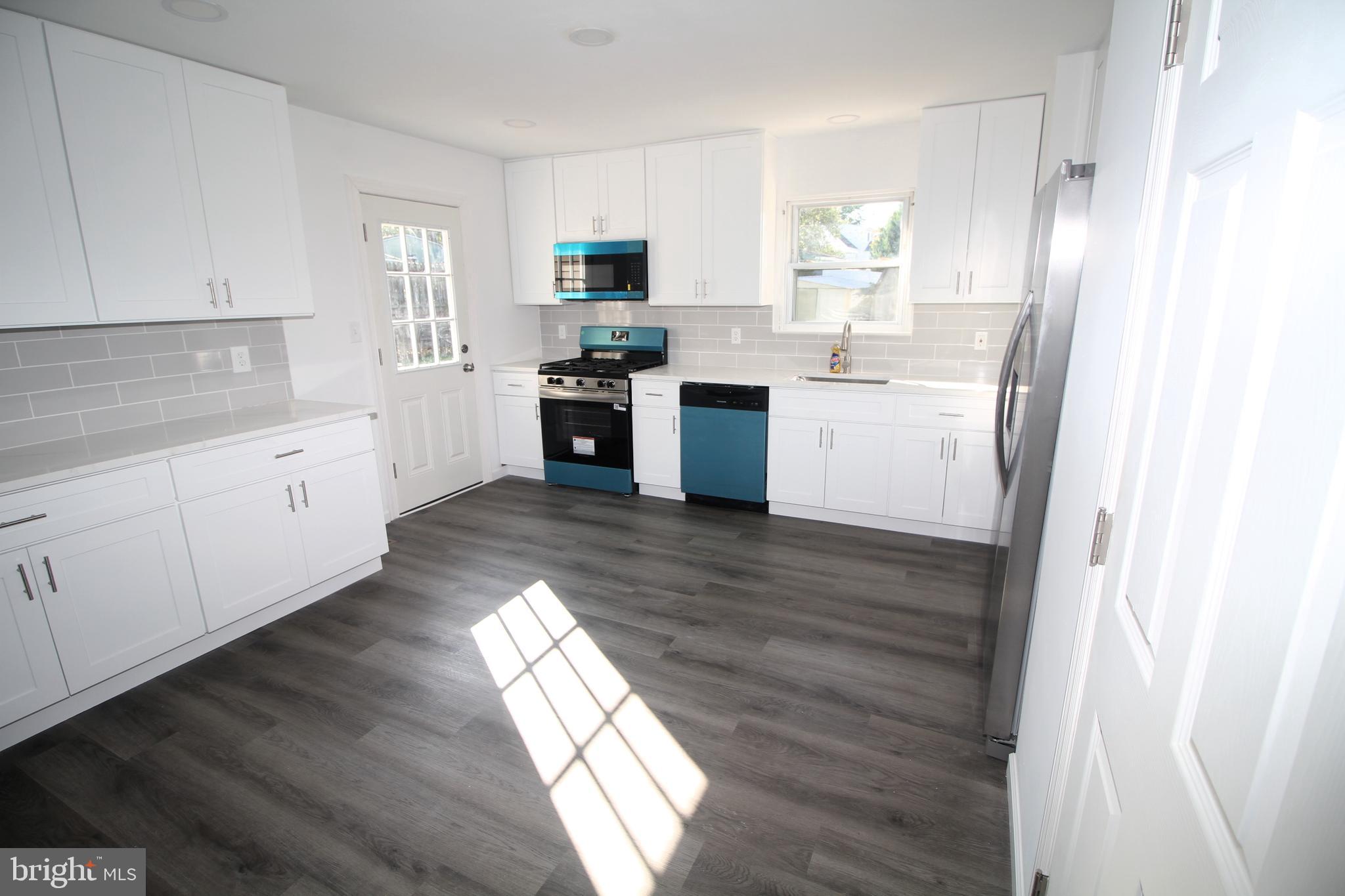 5 Sandy Lane Hamilton, NJ 08610 - Photo 12 of 30