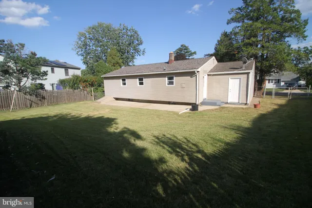 $470,000 | 5 Sandy Lane, Hamilton, NJ 08610