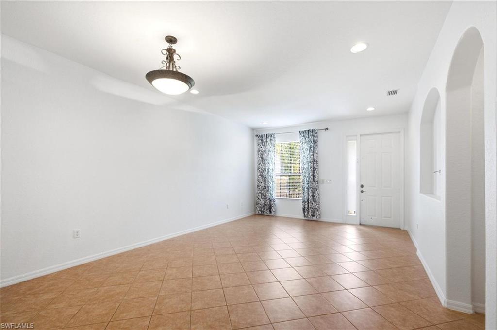 7631 Bristol Circle Naples, FL 34120 - Photo 5 of 43